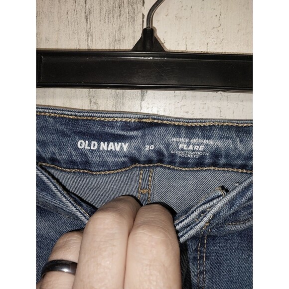 Old Navy Higher High-Rise Flare Jeans Size 20 - Picture 4 of 7